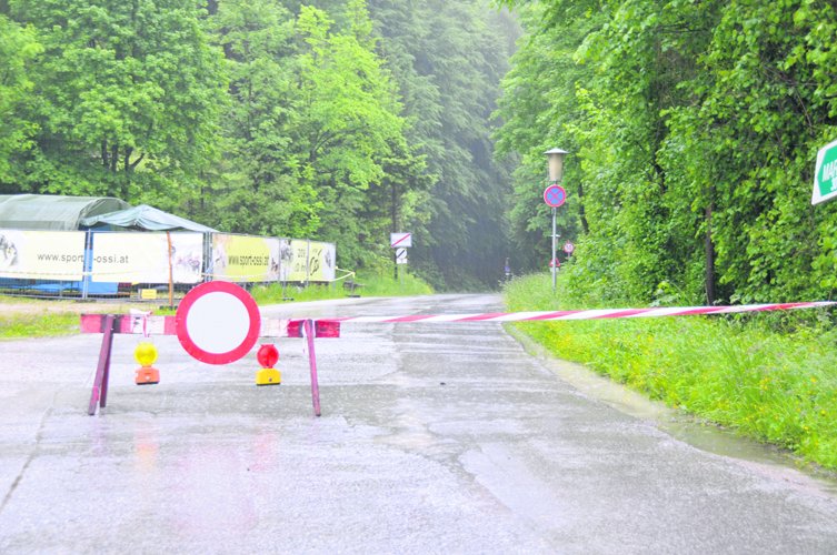 Immer wieder kam es zu Straßensperren in Kramsach und Umgebung.